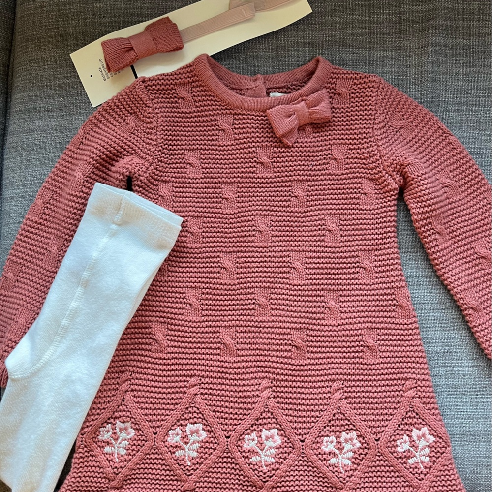 NWT Cynthia Rowley sweater, tights and bow